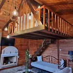Chalet ξύλινο κτήμα παππά