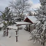 ξύλινο κτήμα παππά