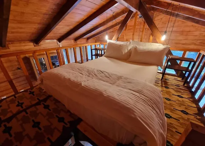 ξύλινο κτήμα παππά Λειβαδιά