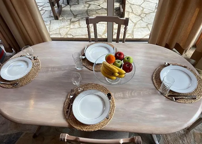 ξύλινο κτήμα παππά *