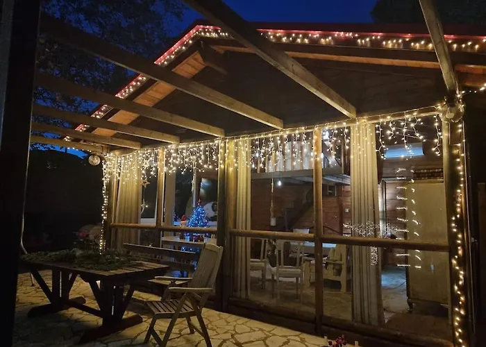 ξύλινο κτήμα παππά Λειβαδιά